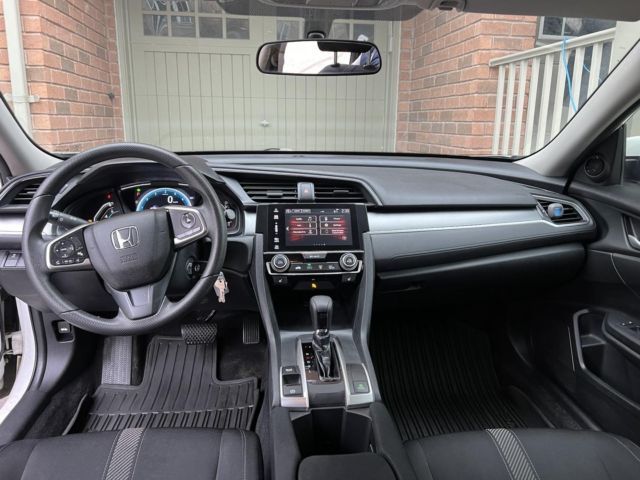 Clean Honda interior after detailing